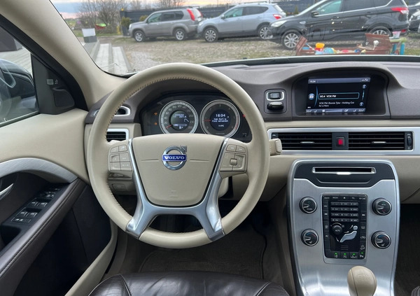 Volvo XC 70 cena 67900 przebieg: 209000, rok produkcji 2013 z Płock małe 742